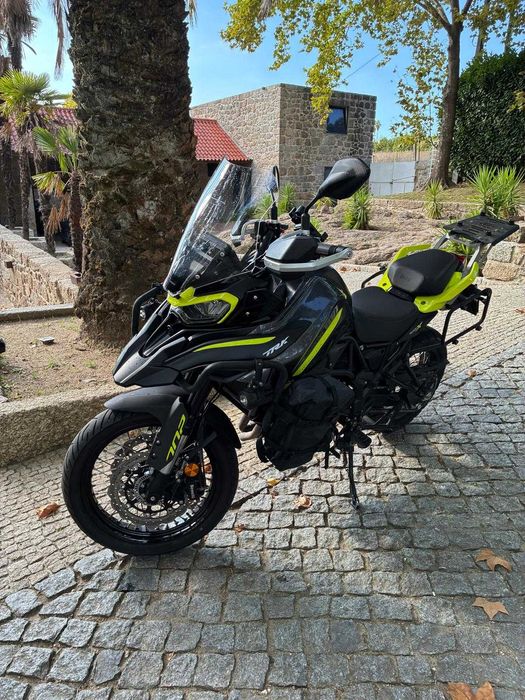 Moto Benelli TRK 702X