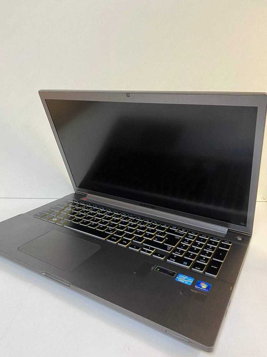 Ноутбук Samsung NP700Z7C/ i7-3615QM/RAM8GB/HDD1TB