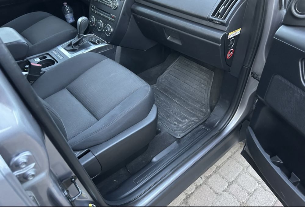 Land Rover Freelander 2013рік