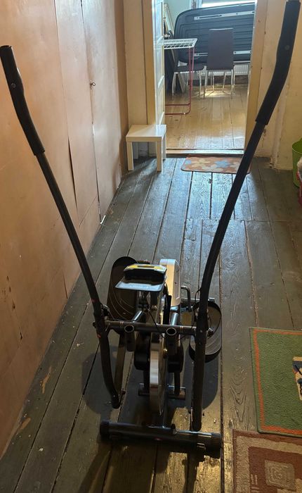 Orbitrek mechaniczny HMS H6512 Trenażer eliptyczny