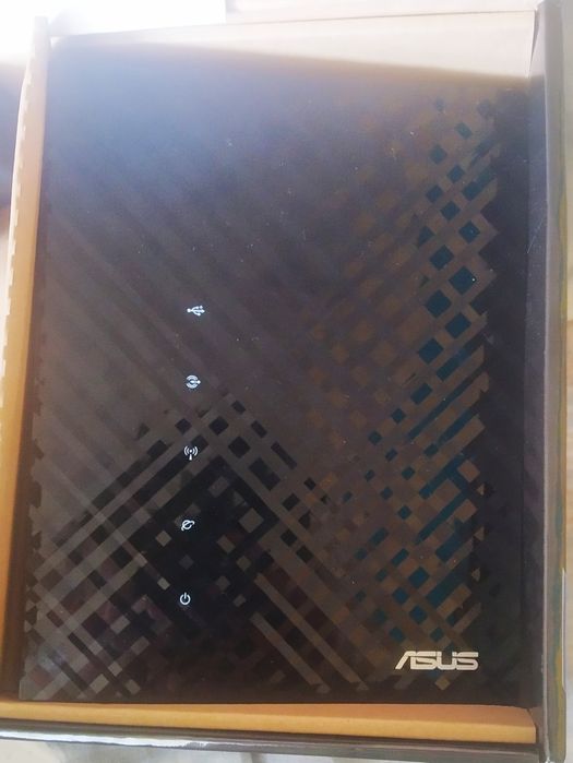 Срочно Wi-fi роутер Asus RT-14u