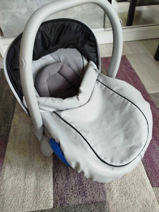 Nosidełko fotelik samochodowy