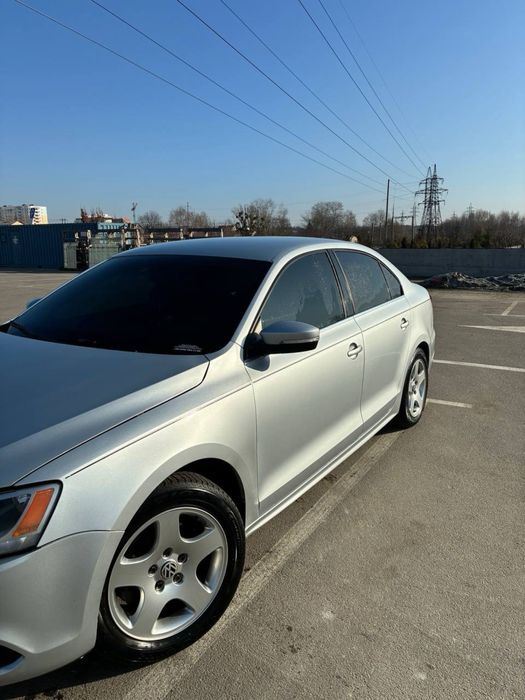 Volkswagen Jetta 2013