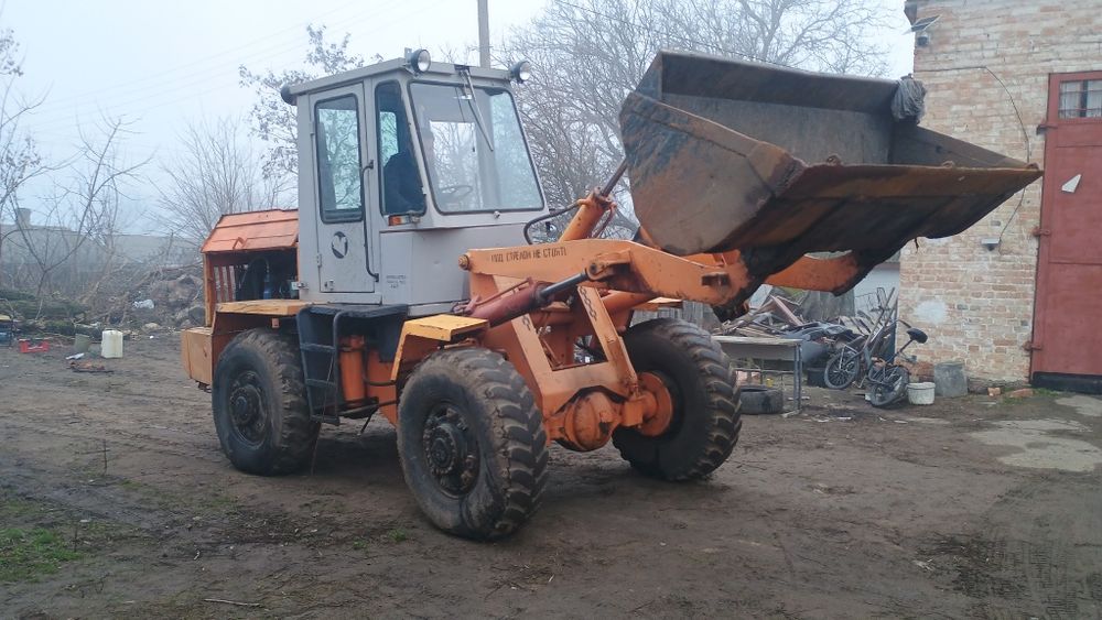 ТО-30 Фронтальний навантажувач