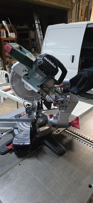 Metabo, serra de esquadrias  kGSV 254MC