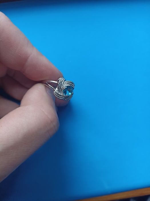 Каблучка з блакитним камінцем,925 проба