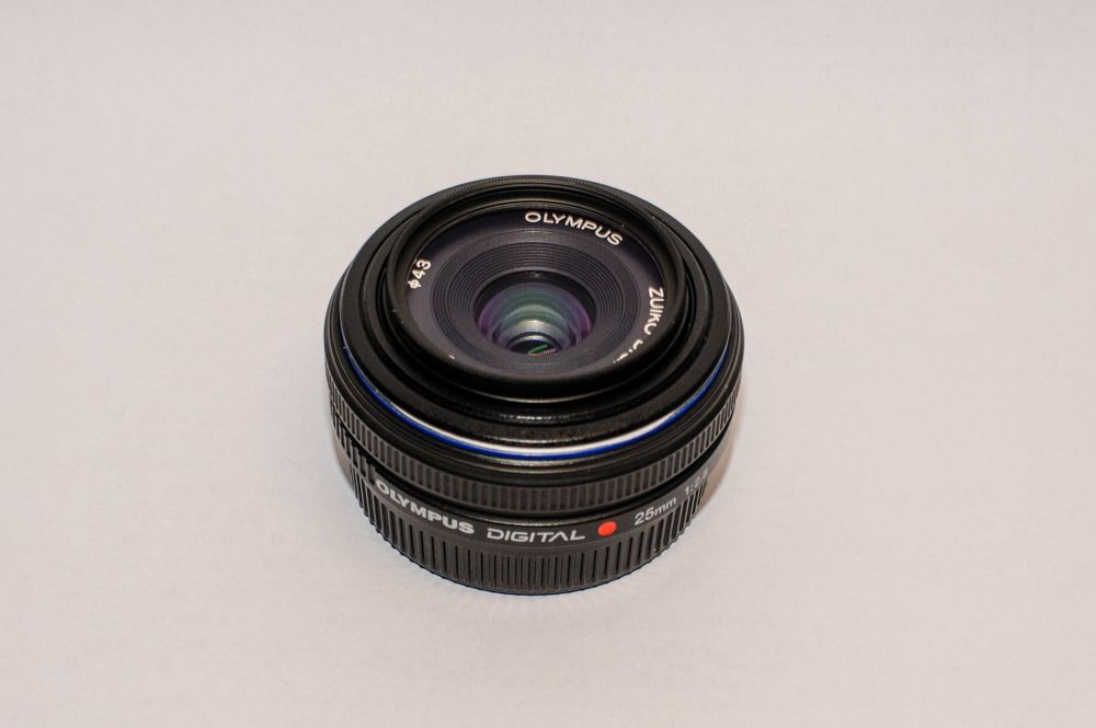 Olympus Zuiko Digital 25mm f/2.8 Pancake – stan bdb, mocowanie 4/3