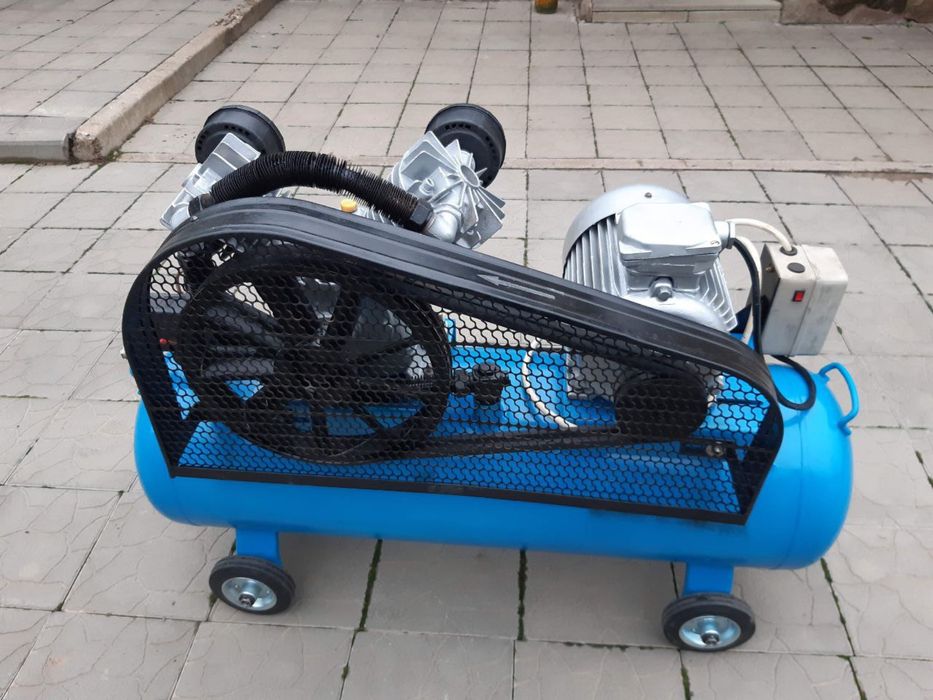 Компрессор масляный Miol81-96