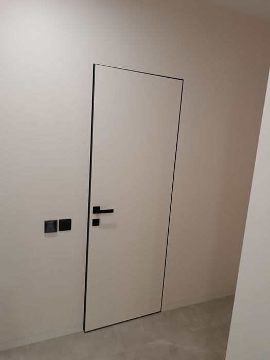 Двері прихованого монтажу від виробника