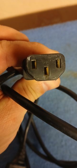Kabel przewod do komputera monitora 1 ,8 m
