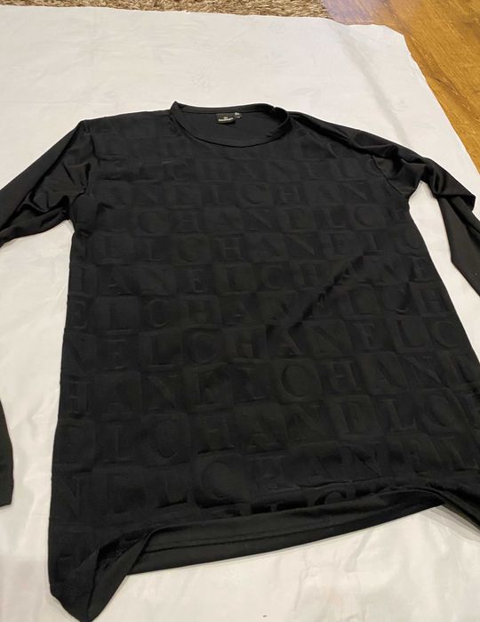 Czarny longsleeve CHANEL | subtelna faktura | luxury minimal