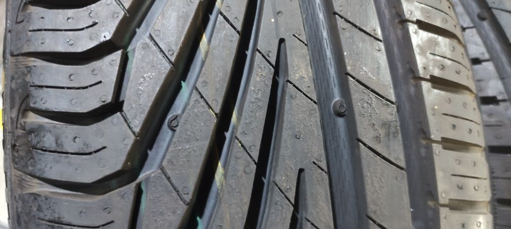 Pneus 215/45/17 semi novos e novos