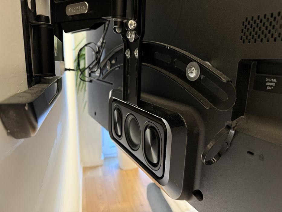 Philips 8804 TV 4K z dźwiękiem Bowers & Wilkins Android