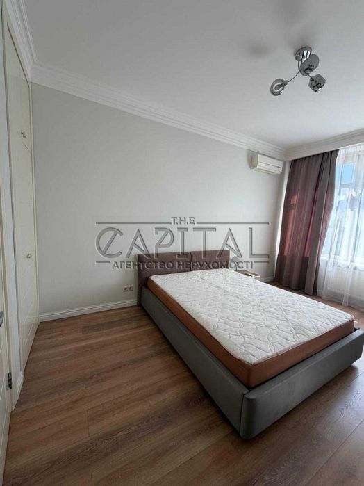 Оренда квартири Новопечерські Липки 3 кімнати середній поверх 90м2 Верхогляда