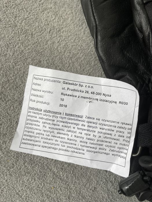 Rękawice z mębraną izolacyjna R030