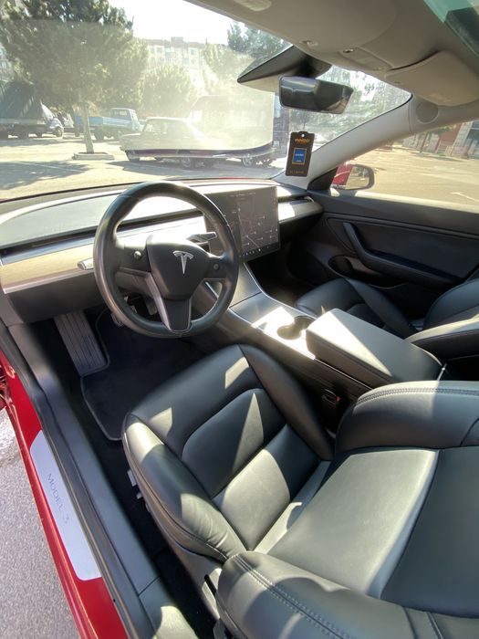 Tesla Model 3 2018