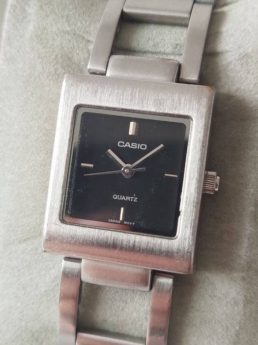 Zegarek Casio Vintage LTP-2032 Tank silver black retro old money