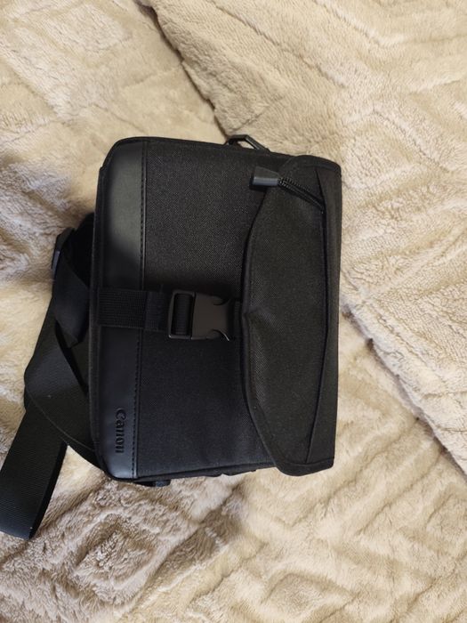 Canon EOS 2000D com garantia