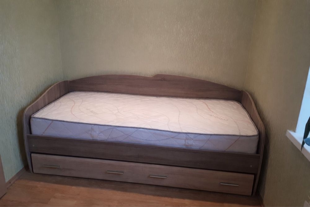 Ліжко в спальню 2050*970