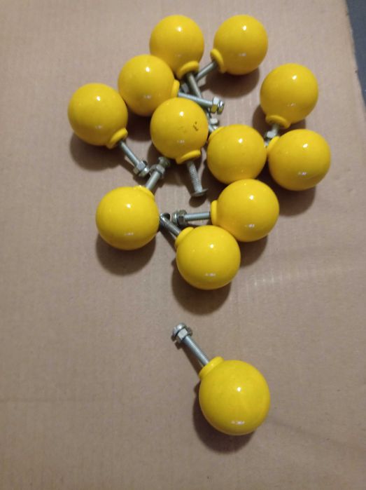 Puxadores - 70 diversos (ver fotos)