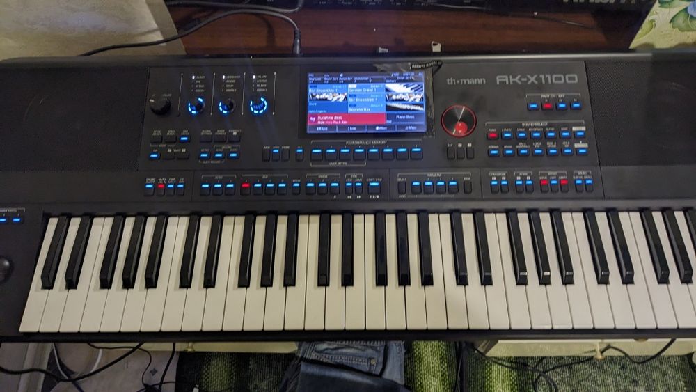 Medeli akx 10/ Thoman akx1100 синтезатор