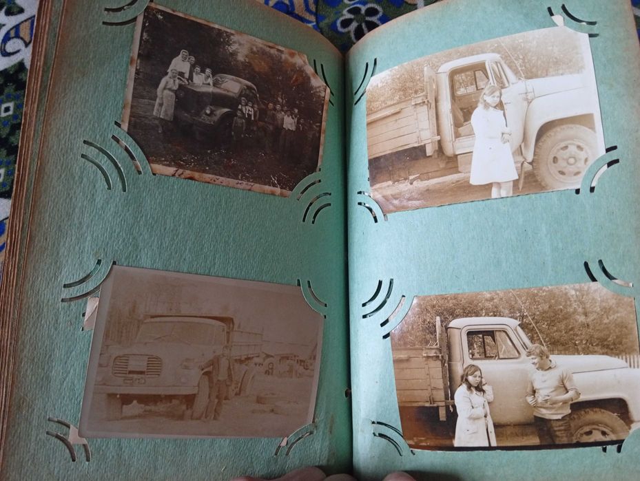 Альбом зі старими фотографіями  1946-1990 роки 170 шт.