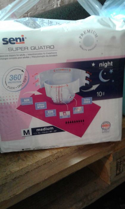 SENI Super Quatro Night rozmiar M. Pampersy Pieluchy dla dorosłych