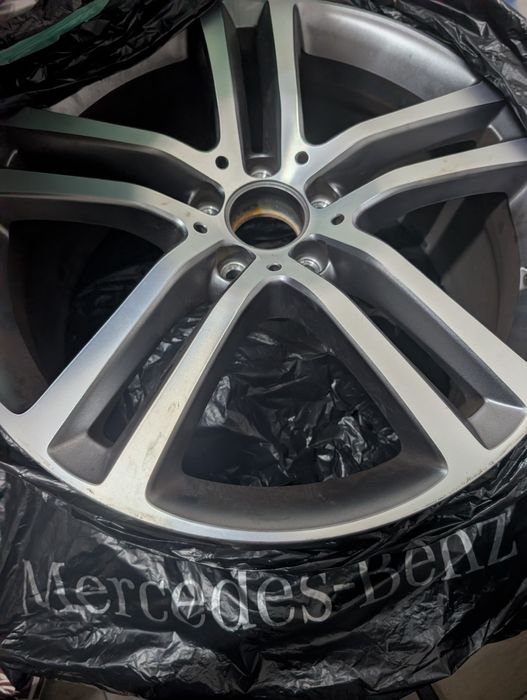 Jantes originais Mercedes R20 excelente estado,