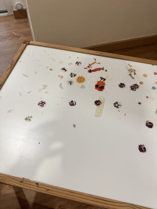 Conjunto mesa e cadeiras criança
