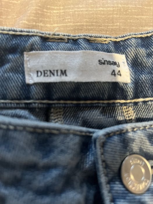 Джинси в чудовому стані