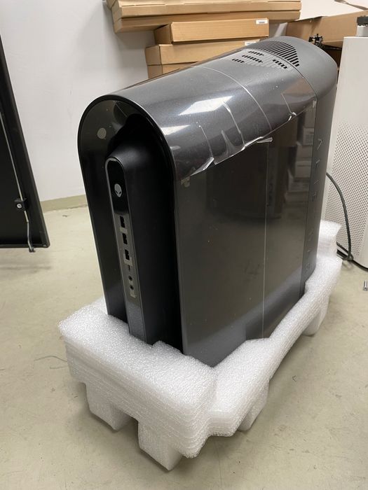 DELL Alienware Aurora R10 Ryzen 7 5800/16GB/1TB SSD/RTX3080/W10H/Dark