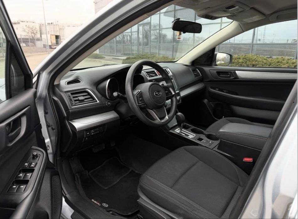 subaru legacy 2017