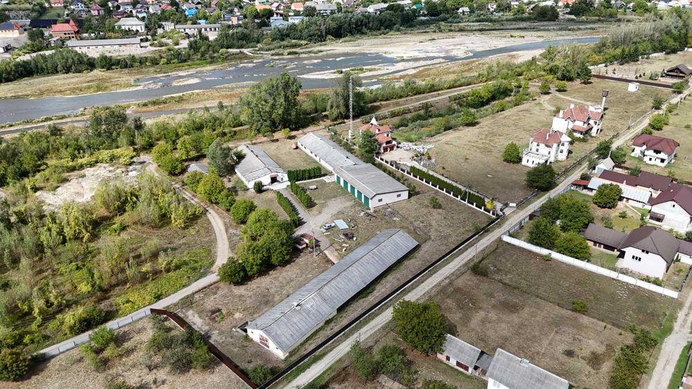 ПРОДАЖ МАЙНОВОГО КОМПЛЕКСУ в селі Нересниця, Тячівського району, Закарпатської області