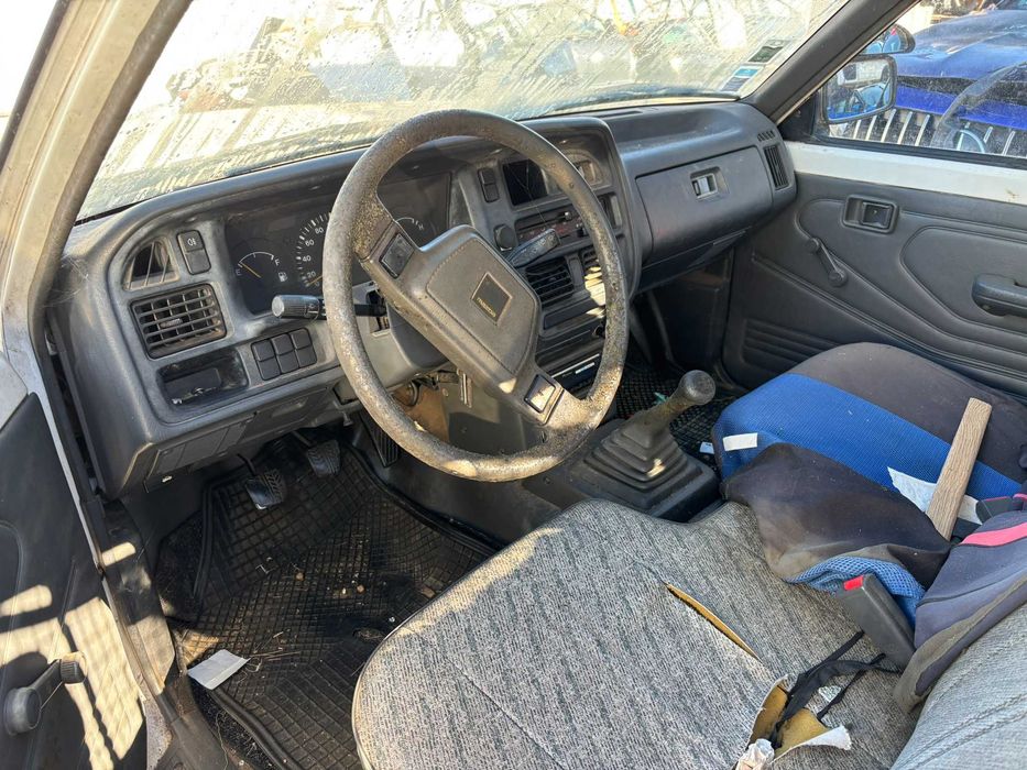 Peças Mazda B2500 D do ano 1999