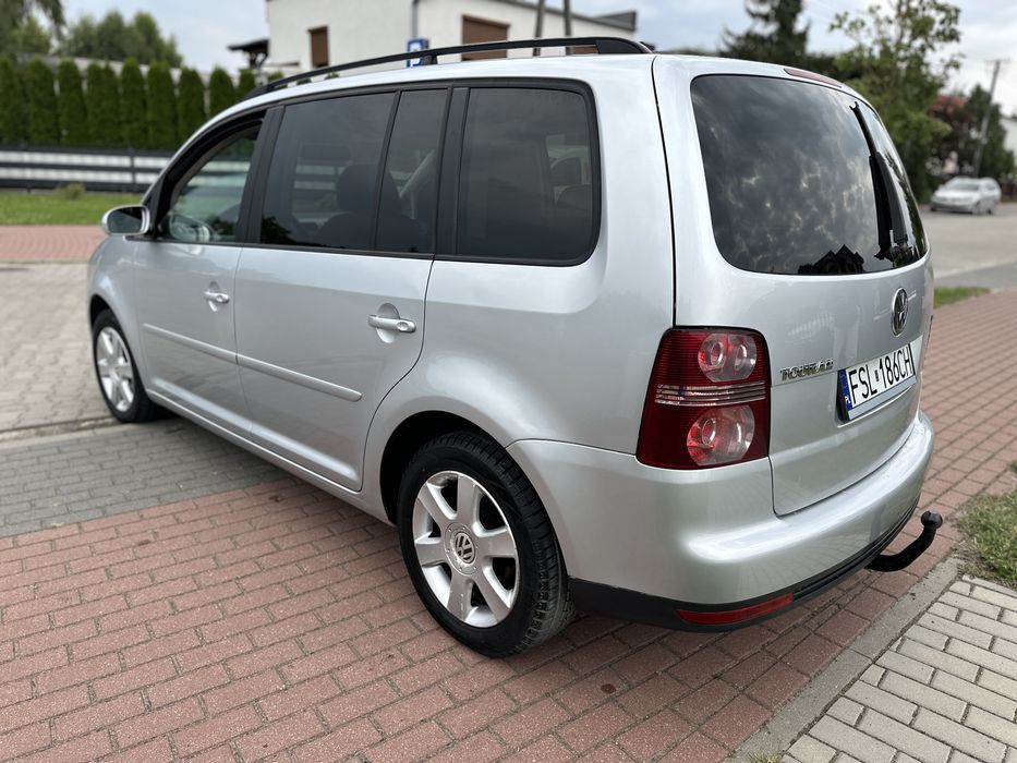 Vw Turan 1,9diesel LIFT 7foteli hak tempomat