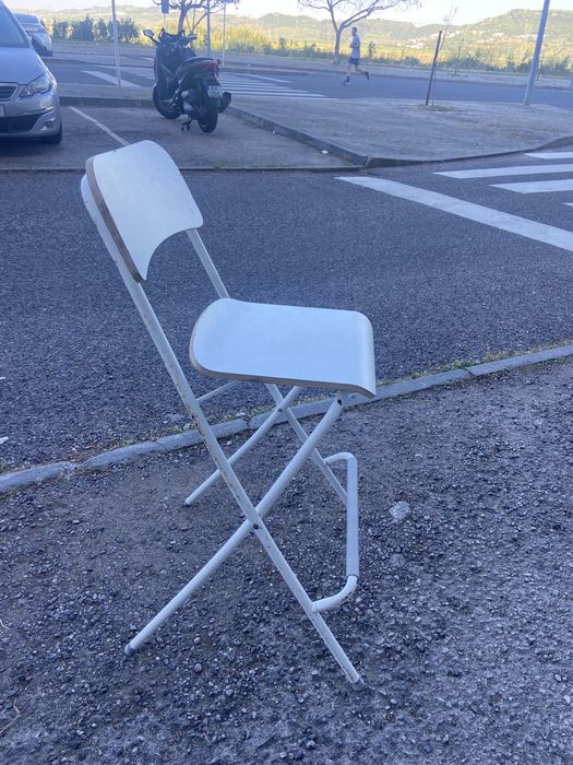 Cadeira alta IKEA c/ encosto