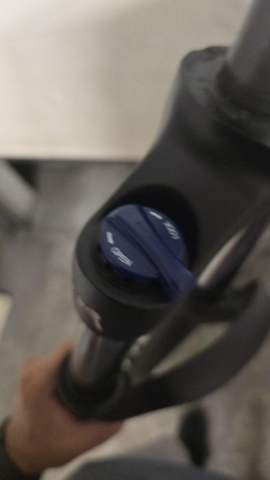Sr suntour XCM 32