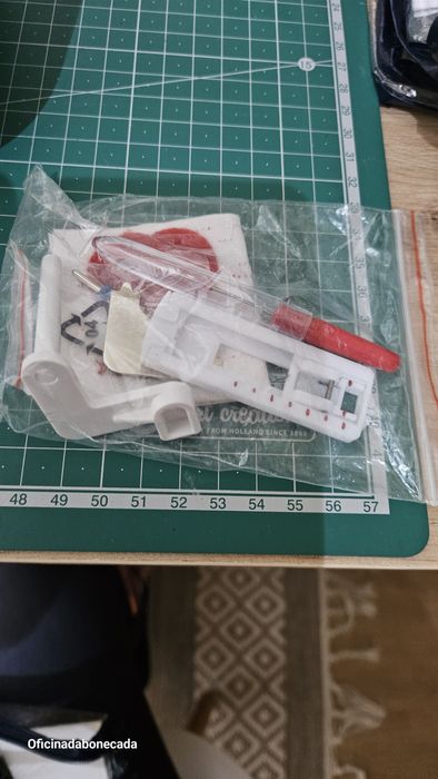 Máquina de costura Jata Génesis 695