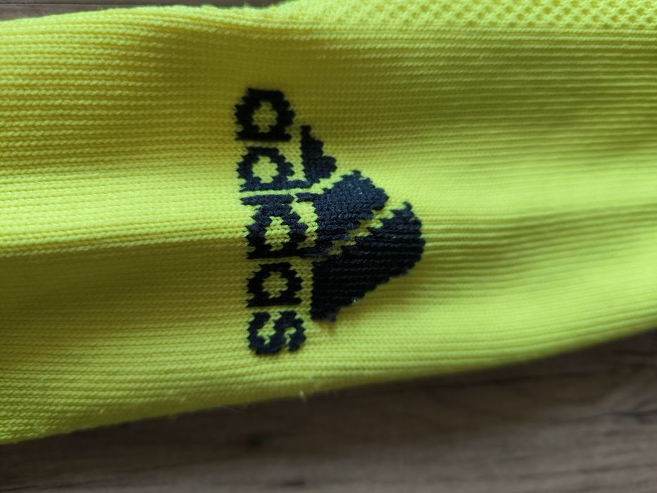 Adidas getry piłkarskie żółte 39-42