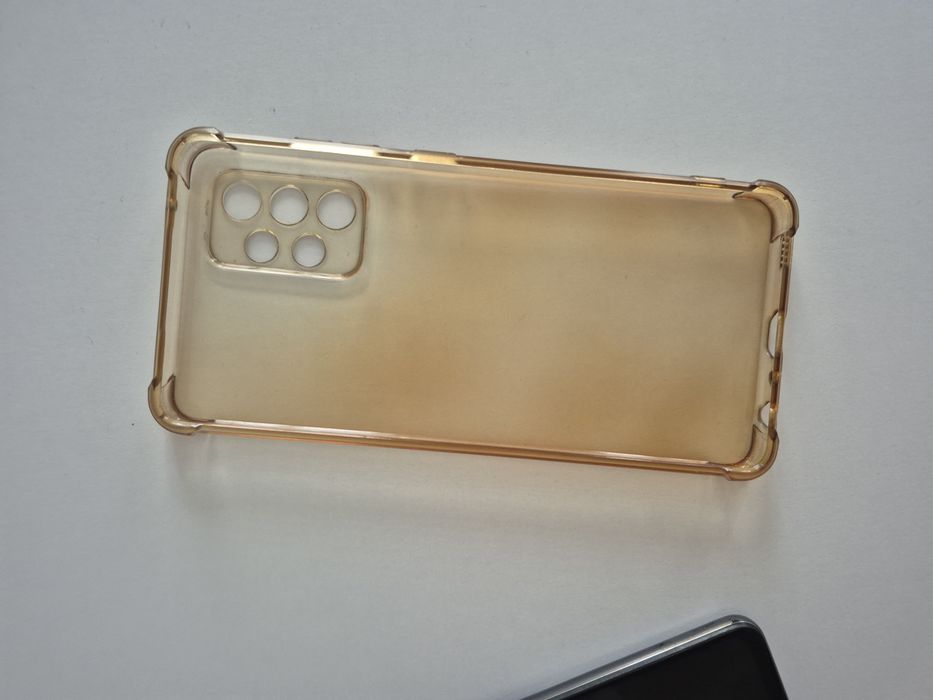 Samsung A 52           .