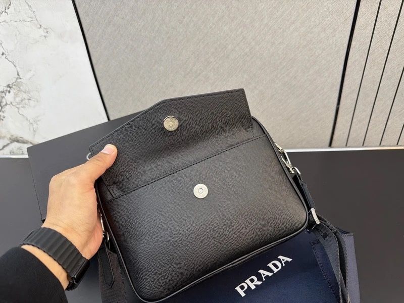 Чоловіча сумка Prada Saffiano прада