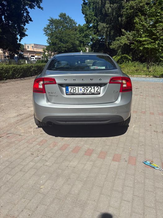 Volvo S60 2013r. D3 Diesel 5 cylindrow Navi/City/Kamera/Led/Automat