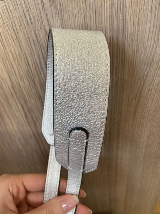 Torebka srebrna mała listonoszka kopertówka calvin klein