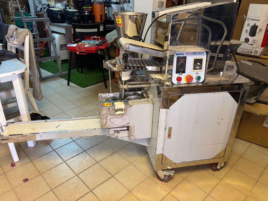 Máquina Industrial Automática de Dumplings / Ravioli HESTIA JGB-210