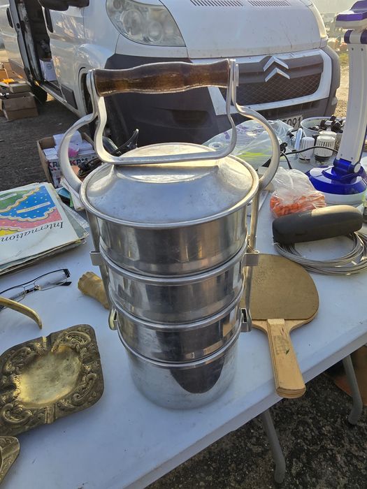 Sprzedam nowy stary czwóreczka z PRL