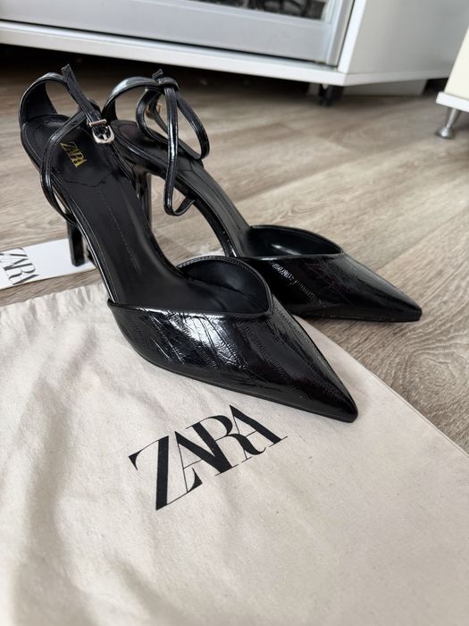 Туфлі на каблуку Zara