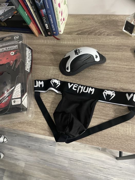 Защита для паха венум