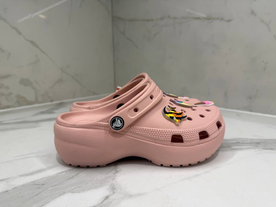 крокси  дитячі Crocs classic platform Clog/ рожеві крокси розмір W6 кроксы детские 36