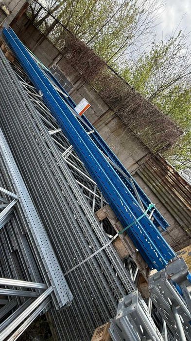 Regały magazynowe – sprzedaż całości ok. 20 ton