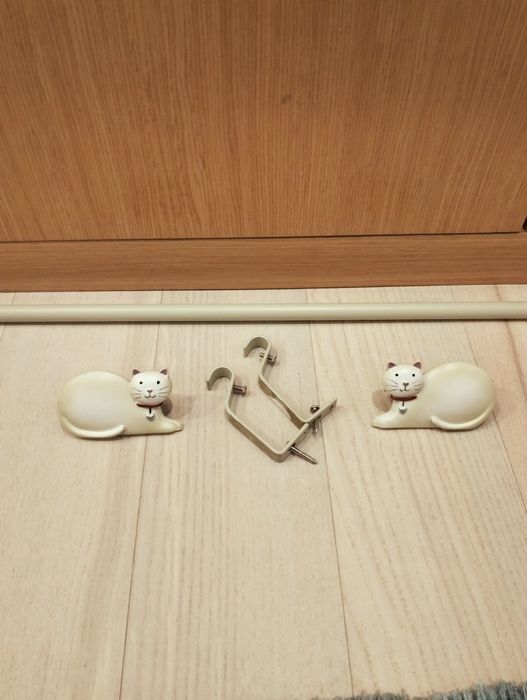 Varão cortinado para quarto  - Gato Preto